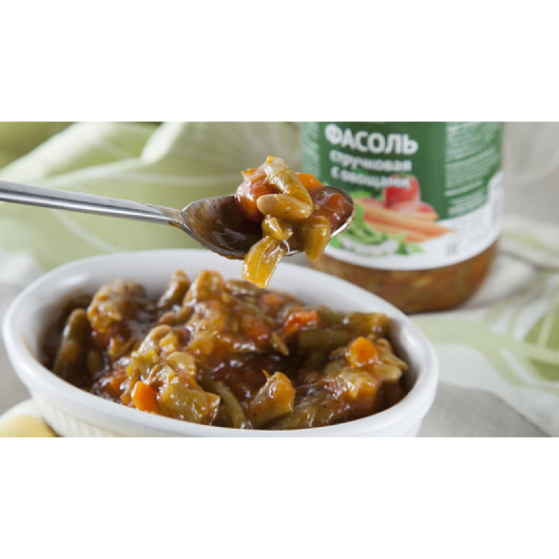 Фасоль стручковая с овощами