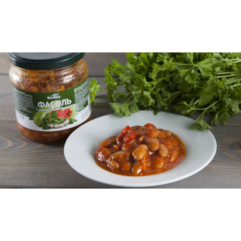 Фасоль с обжаренными овощами